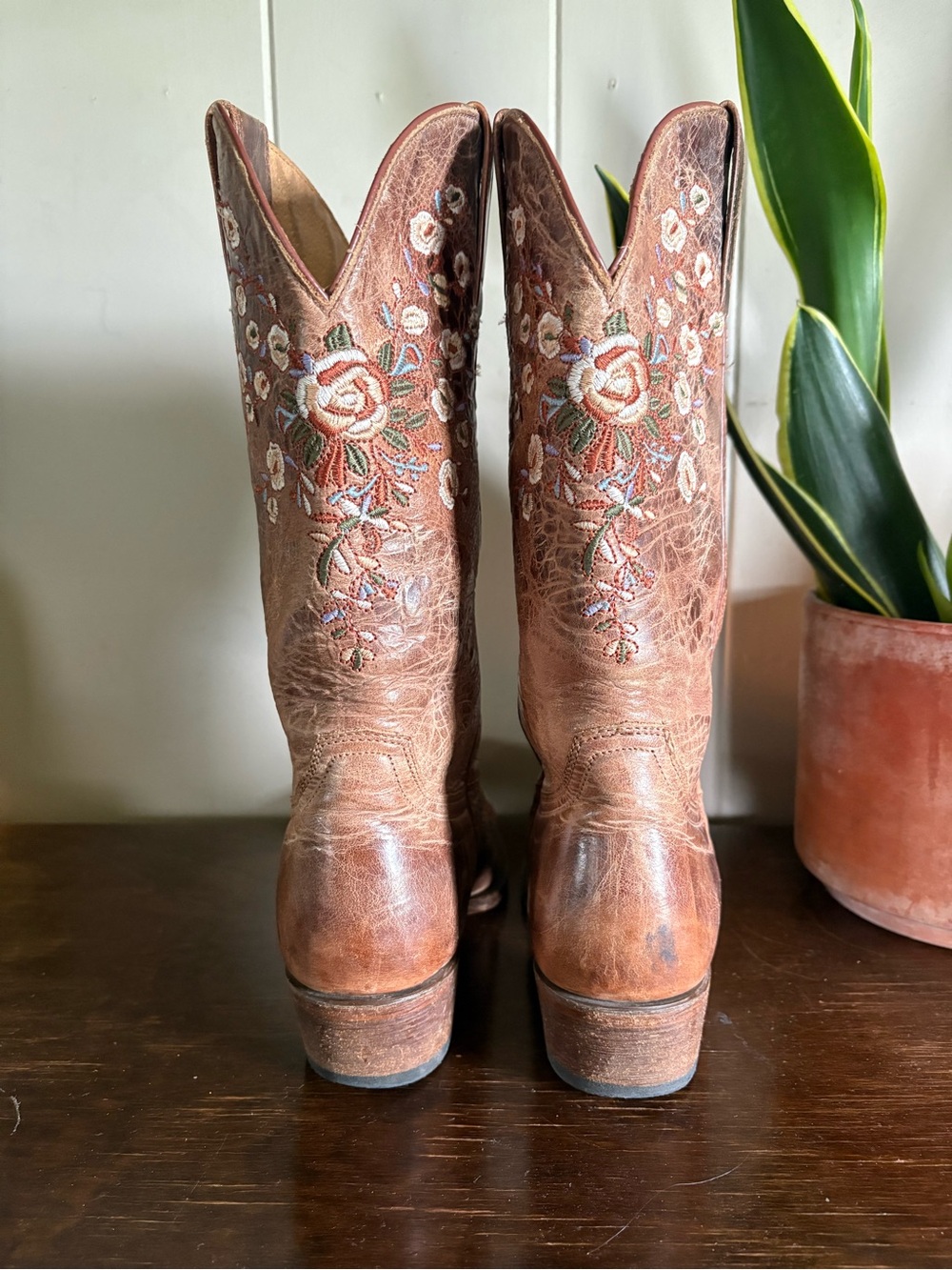 SHYANNE WOMEN'S MAISIE FLORAL EMBROIDERED BOOTS - Picture 7 of 12